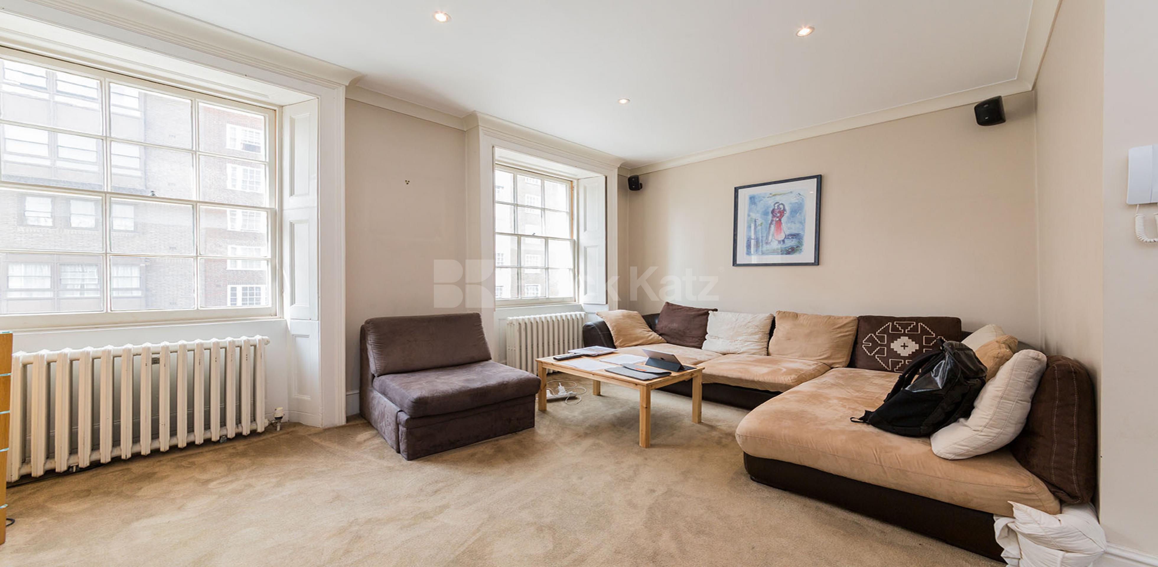 			2 Bedroom, 1 bath, 1 reception Flat			 Kendal Street, Hyde Park W2